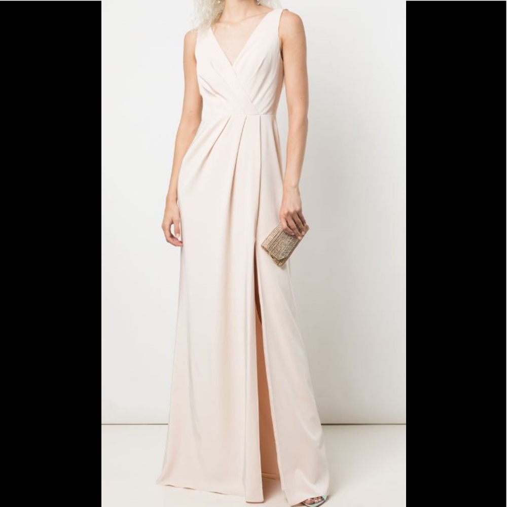 New Cowl Back Gown
MARCHESA NOTTE